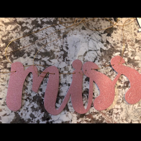 Bachelorette Party Banners & Cake Topper - Picture 6 of 9